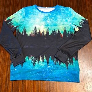 Super cool long sleeved aurora sky shirt